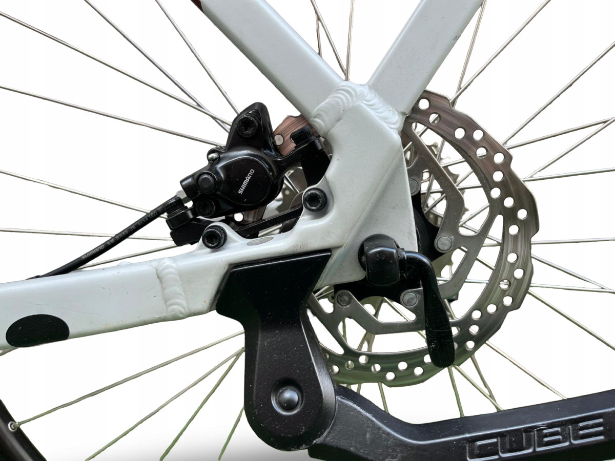 ROWER ELEKTRYCZNY CUBE TOURING HYBRID PRO BOSCH PERFORMANCE SHIMANO DEORE