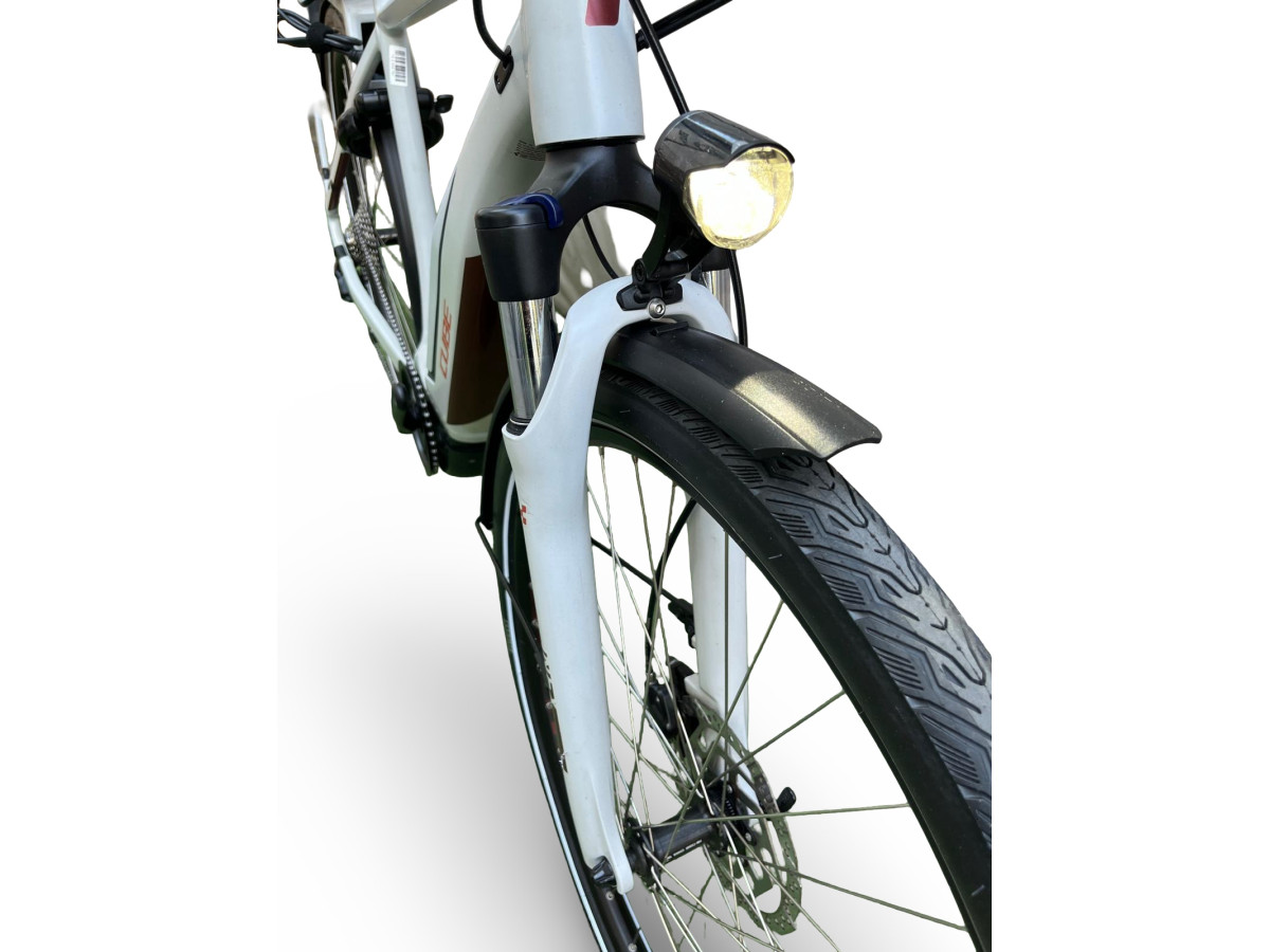 ROWER ELEKTRYCZNY CUBE TOURING HYBRID PRO BOSCH PERFORMANCE SHIMANO DEORE