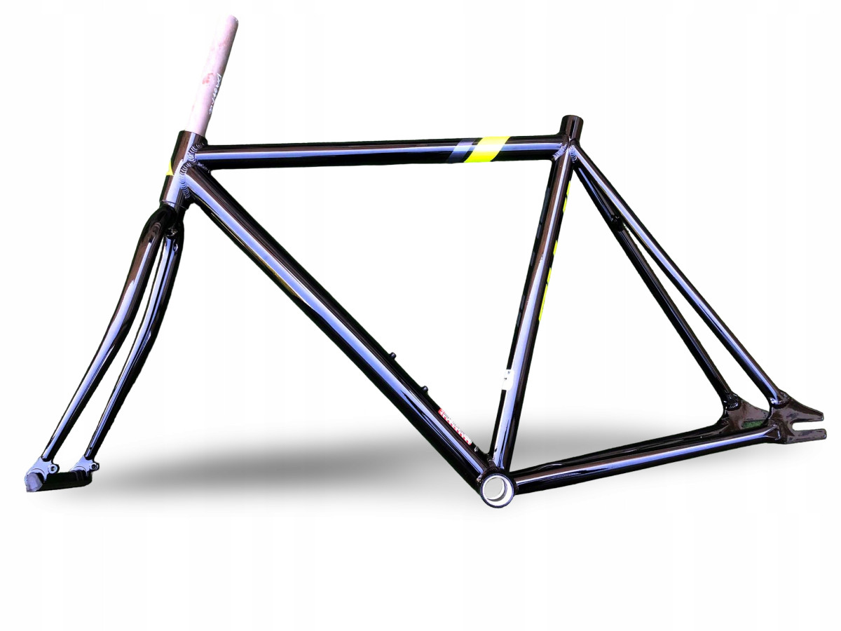 RAMA ROWEROWA TOROWA OSTRE KOŁO FUJI TRACK COMP ROZMIAR 56CM WIDELEC CR-MO