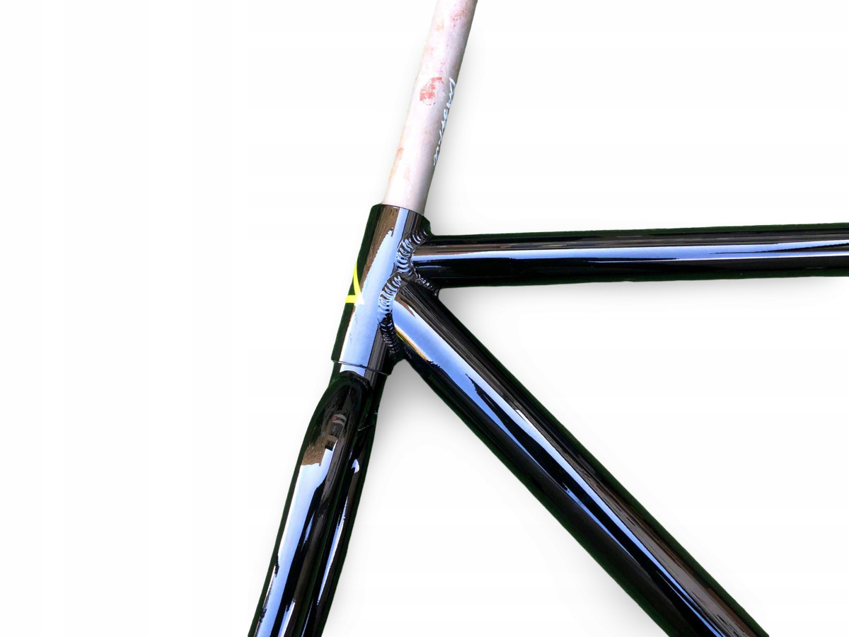 RAMA ROWEROWA TOROWA OSTRE KOŁO FUJI TRACK COMP ROZMIAR 58CM WIDELEC CR-MO