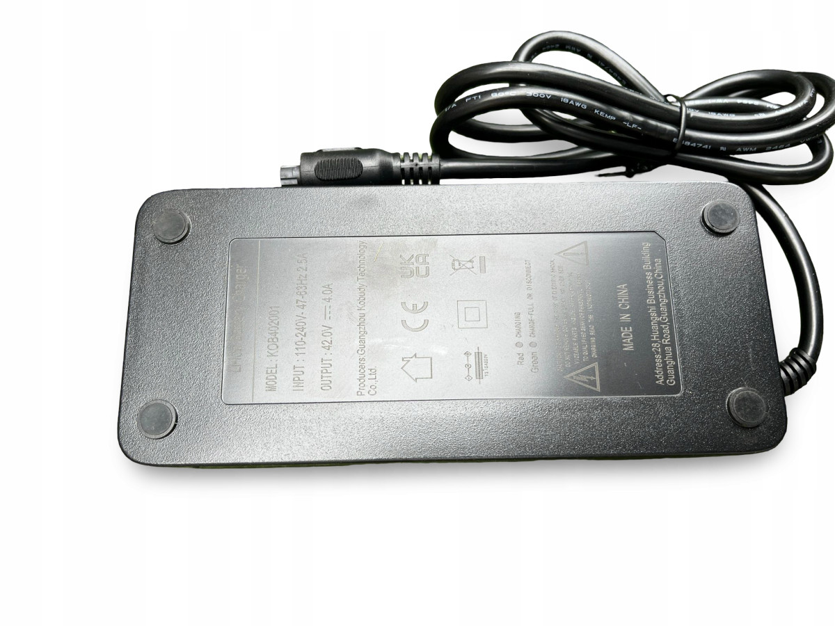 ŁADOWARKA DO AKUMULATORÓW YAMAHA4 PIN 500WH DO ROWERU ELEKTRYCZNEGO 42V 4A