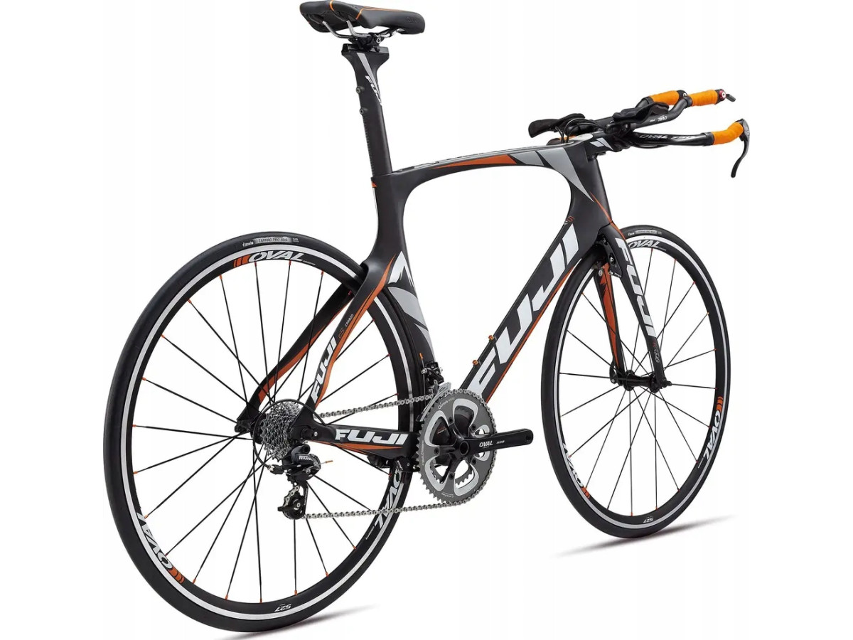 RAMA ROWEROWA TIME TRIAL TRIATHLON FUJI NORCOM STRAIGHT 2.3 57CM KARBONOWA