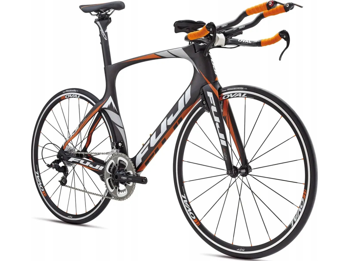 RAMA ROWEROWA TIME TRIAL TRIATHLON FUJI NORCOM STRAIGHT 2.3 57CM KARBONOWA
