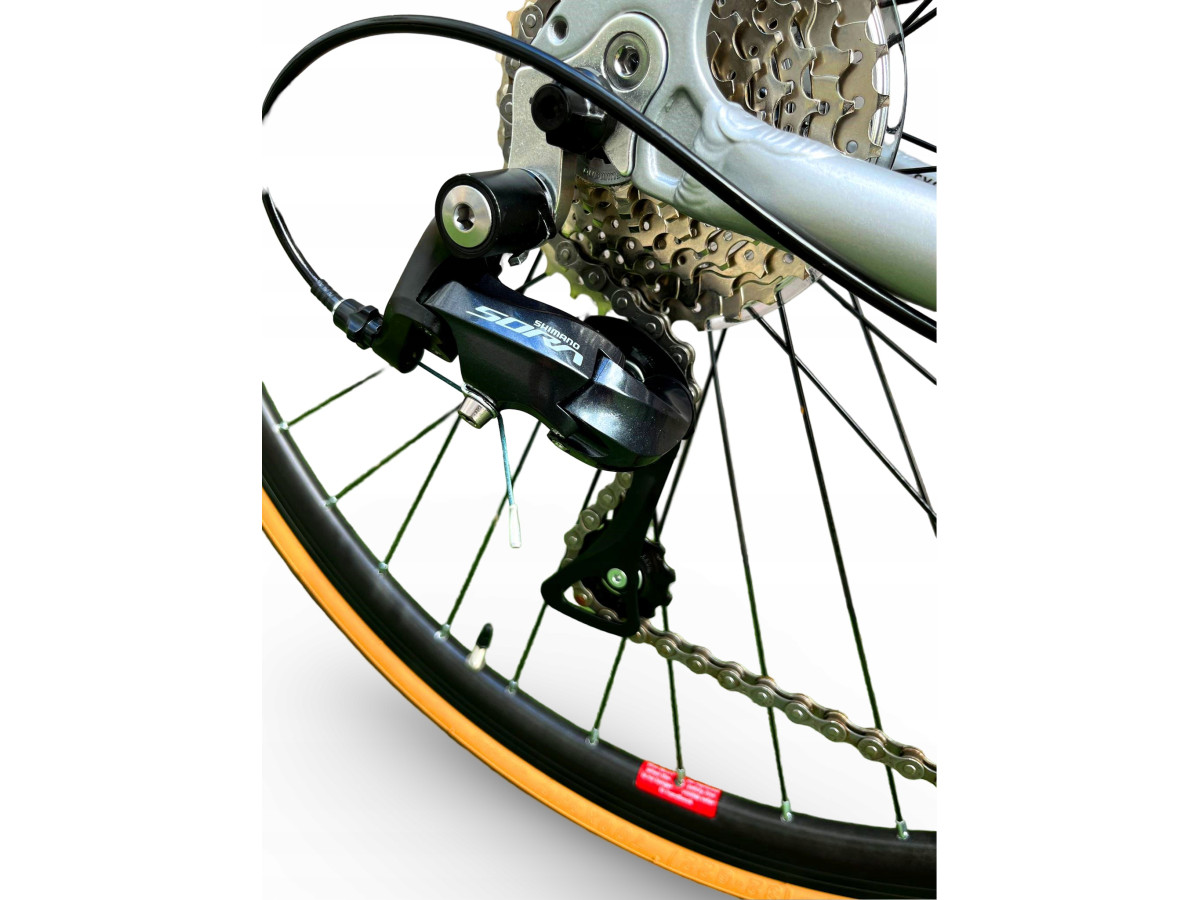 ROWER GRAVEL FIXIE FLOATER RACE 8S SHIMANO SORA CLARIS RAMA 55CM