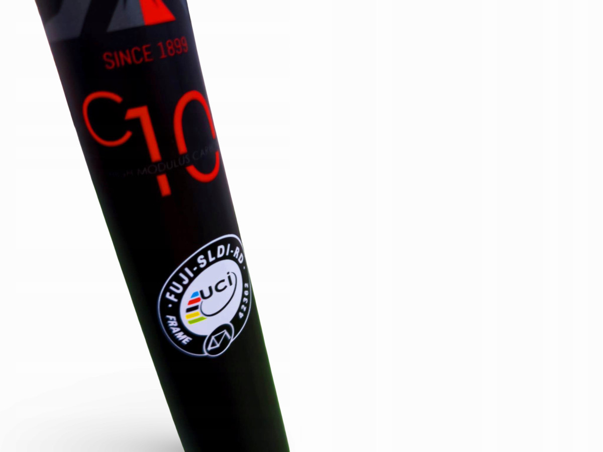 RAMA ROWEROWA SZOSOWA KARBONOWA FUJI SL 2.1 DISC 58CM SATIN CARBON