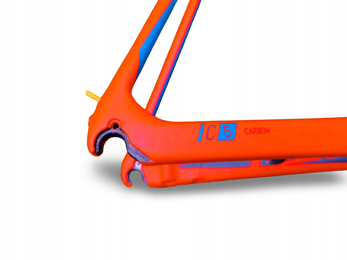 RAMA ROWEROWA SZOSOWA KARBONOWA FUJI GRAN FONDO 2.5 ROZMIAR 56CM