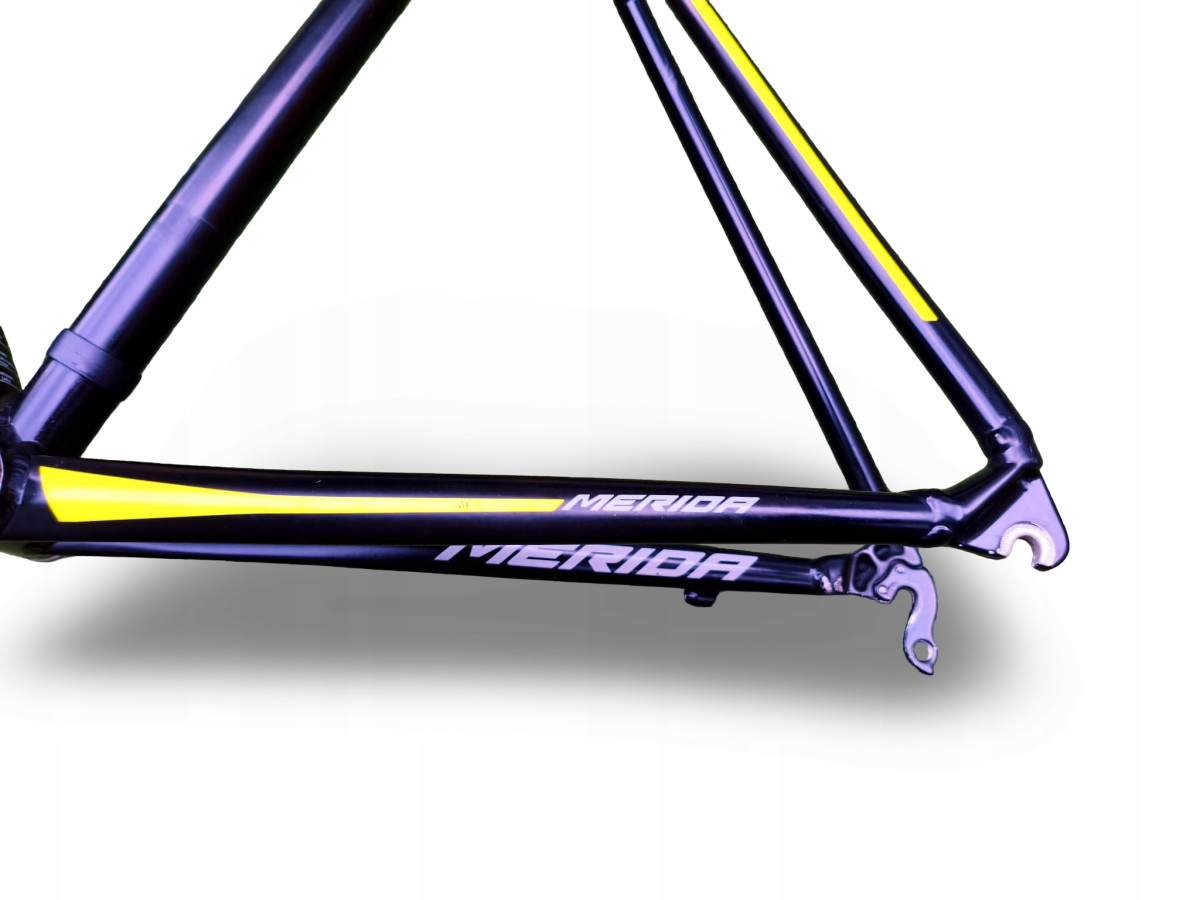 RAMA ROWEROWA UŻYWANA MERIDA SCULTURA 200 ROZMIAR 50CM WIDELEC KARBONOWY