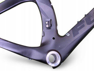 RAMA ROWEROWA AERO TRIATHLON TT FUJI D6 50CM BLACK ON BLACK Di2