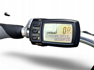 ROWER ELEKTRYCZNY FLYER RAMA 48CM KOŁA 26" NEXUS 8-BIEGOWY PRZEBIEG 1873KM