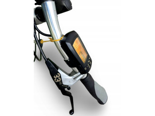 ROWER ELEKTRYCZNY FLYER RAMA 48CM KOŁA 26" NEXUS 8-BIEGOWY PRZEBIEG 1873KM