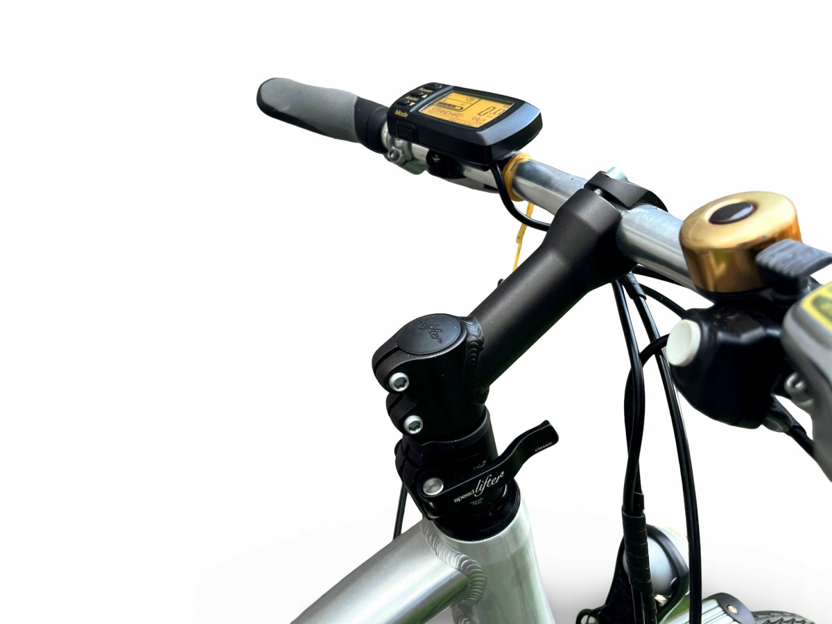 ROWER ELEKTRYCZNY FLYER RAMA 48CM KOŁA 26" NEXUS 8-BIEGOWY PRZEBIEG 1873KM