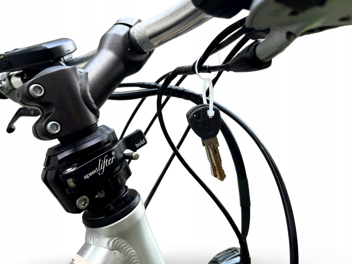 ROWER ELEKTRYCZNY FLYER RAMA 45CM koła 28" SRAM DUAL DRIVE 8S PANASONIC