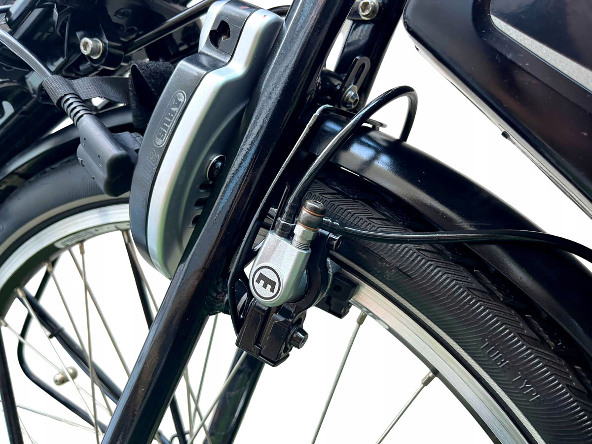 ROWER ELEKTRYCZNY FLYER ROZMIAR 46CM KOŁA 26" NEXUS 8S PANASONIC 540WH