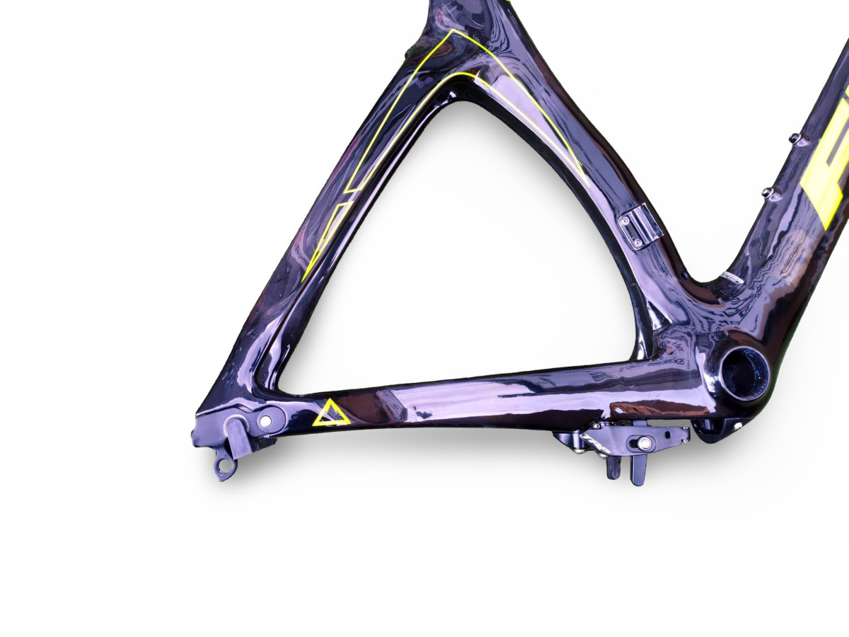 RAMA ROWEROWA TT TRIATHLON AERO FUJI NORCOM STRAIGHT 2.3 ROZMIAR 57CM