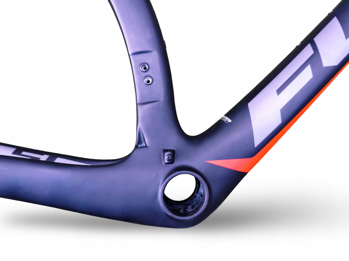 RAMA ROWEROWA SZOSOWA AERO FUJI TRANSONIC SL ROZMIAR 58CM KARBON LEKKA