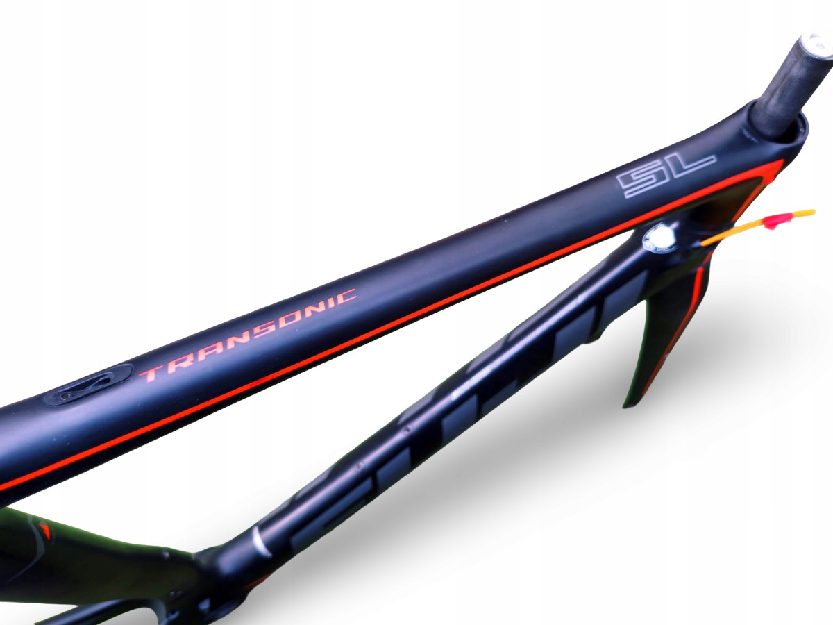 RAMA ROWEROWA SZOSOWA AERO FUJI TRANSONIC SL ROZMIAR 58CM KARBON LEKKA