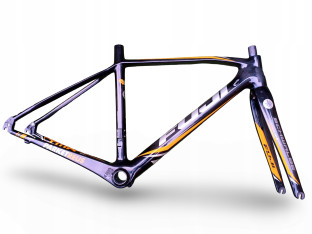 RAMA ROWEROWA SZOSOWA KARBONOWA FUJI SUPREME 2.3 ROZMIAR 47CM