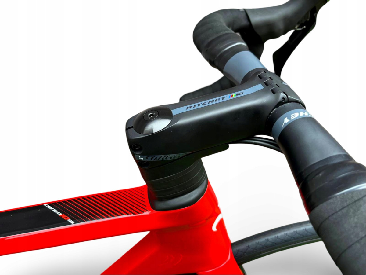 Rower szosowy WILIER TRIESTINA CENTO10 SL RAMA M KARBON SHIMANO ULTEGRA