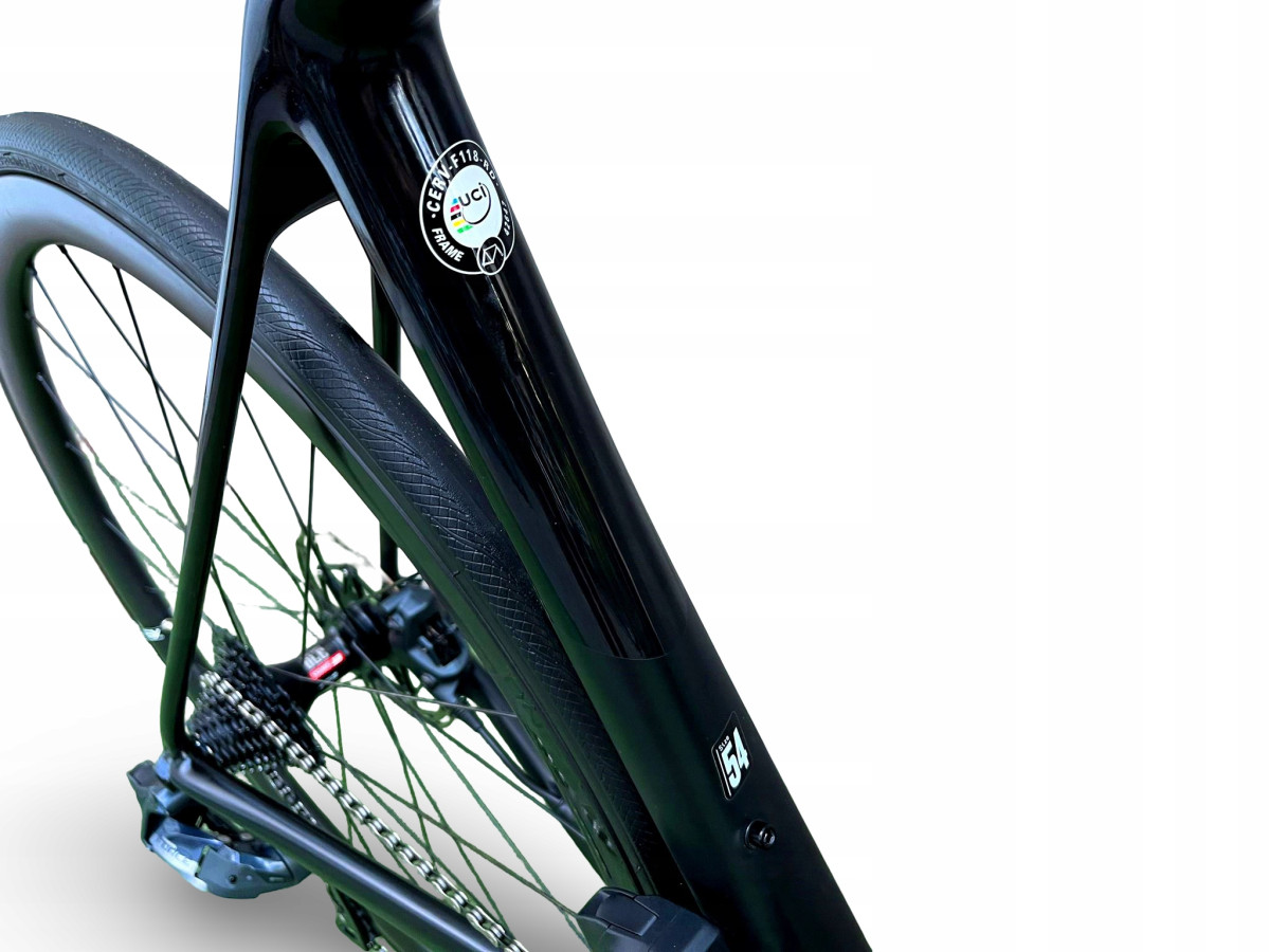 ROWER SZOSOWY KARBONOWY CERVELO R-SERIES DISC SRAM FORCE ETAP AXS 2X12