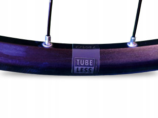 KOŁO ROWEROWE PRZEDNIE MTB OVAL 400 29" ETRTO 622-23 OŚ 15x110 CENTERLOCK