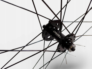 KOŁO ROWEROWE PRZEDNIE OVAL 327 28" ETRTO 622-19 TARCZA 6-ŚRUB QR