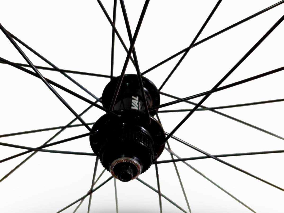 KOŁA ROWEROWE KOMPLET OVAL CONCEPTS 400 29" ETRTO 622-23 QR CENTERLOCK RED