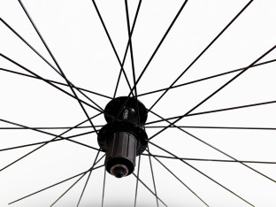 KOŁA ROWEROWE KOMPLET OVAL CONCEPTS 400 29" ETRTO 622-23 QR CENTERLOCK RED