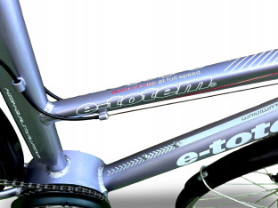 ROWER ELEKTRYCZNY E-TOTEM COMET RAMA 46CM KOŁA 28" PRZEBIEG 480 KM