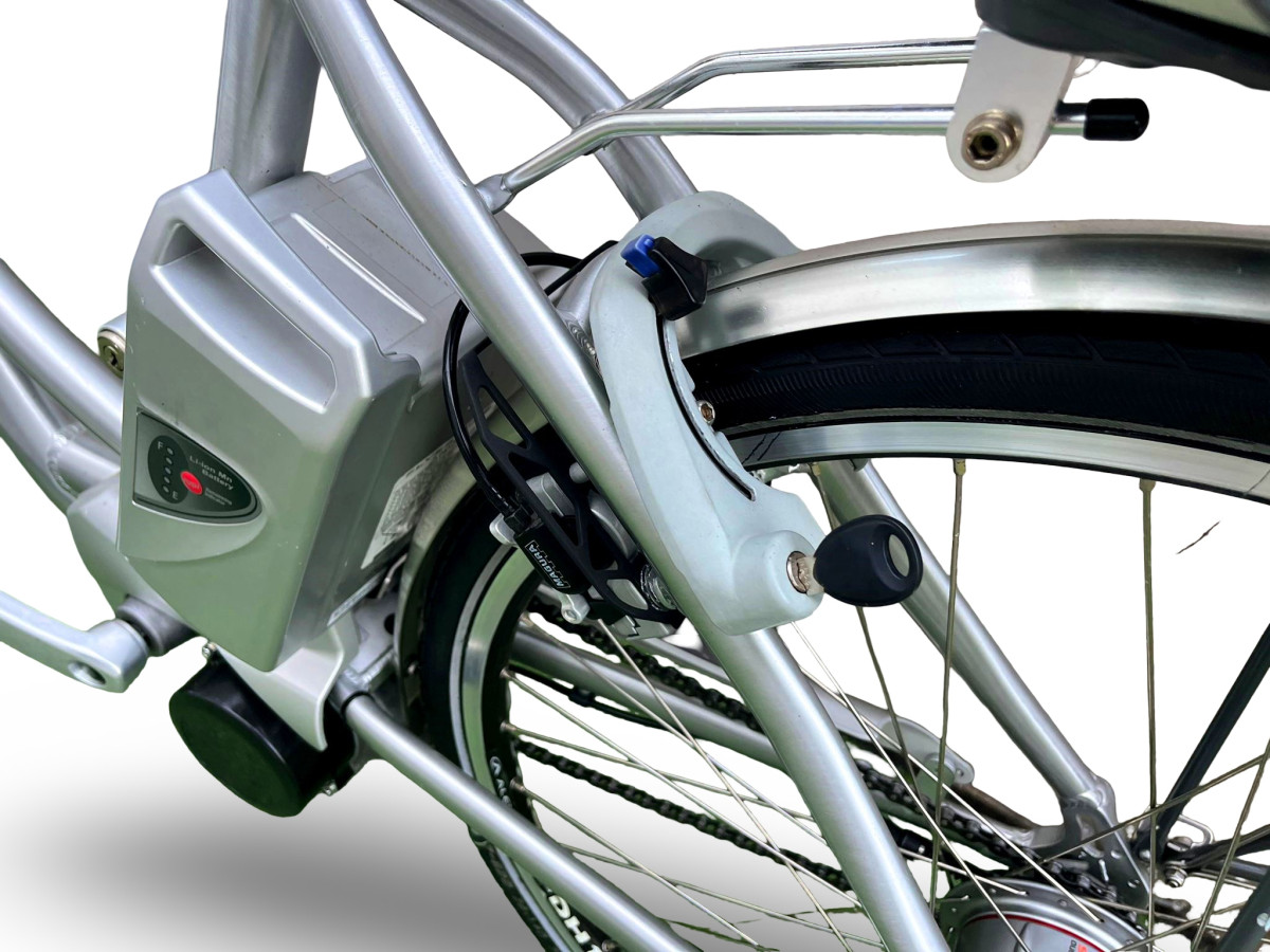 ROWER ELEKTRYCZNY FLYER RAMA 51CM KOŁA 28" PANASONIC NEXUS 8-BIEGOWY