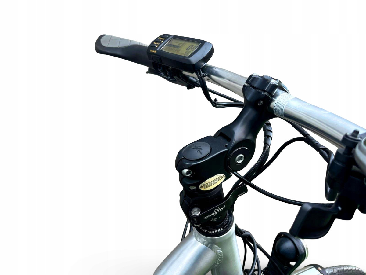 ROWER ELEKTRYCZNY FLYER RAMA 51CM KOŁA 28" PANASONIC NEXUS 8-BIEGOWY