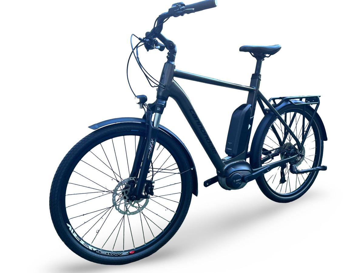 ROWER ELEKTRYCZNY TREKKINGOWY CANNONDALE MAVARO RAMA 60CM KOŁA 27,5" BOSCH