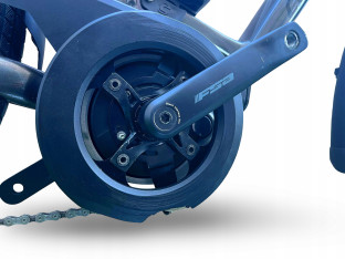 ROWER ELEKTRYCZNY TREKKINGOWY CANNONDALE MAVARO RAMA 60CM KOŁA 27,5" BOSCH