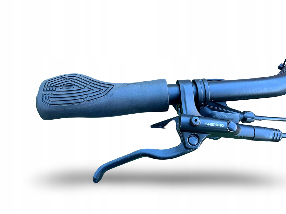 ROWER ELEKTRYCZNY TREKKINGOWY CANNONDALE MAVARO RAMA 60CM KOŁA 27,5" BOSCH