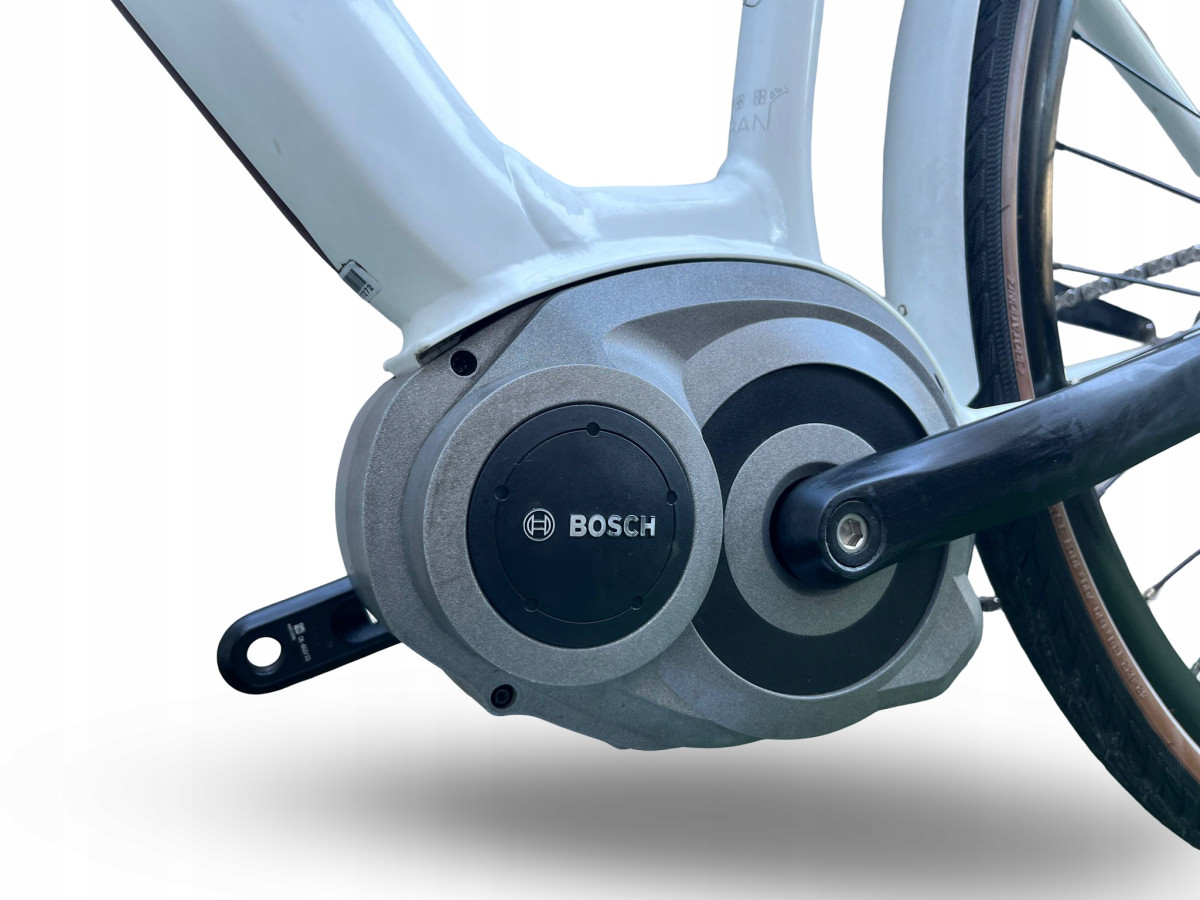 ROWER ELEKTRYCZNY CANNONDALE MAVARO RAMA 47CM BOSCH 500WH SHIMANO DEORE