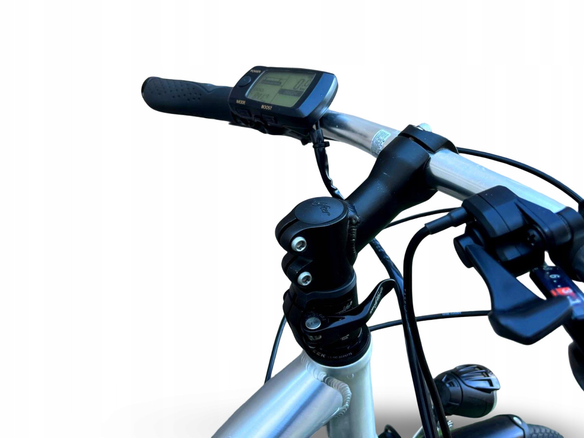 ROWER ELEKTRYCZNY FLYER RAMA 46CM KOŁA 28" PANASONIC 524WH PRZEBIEG 841KM