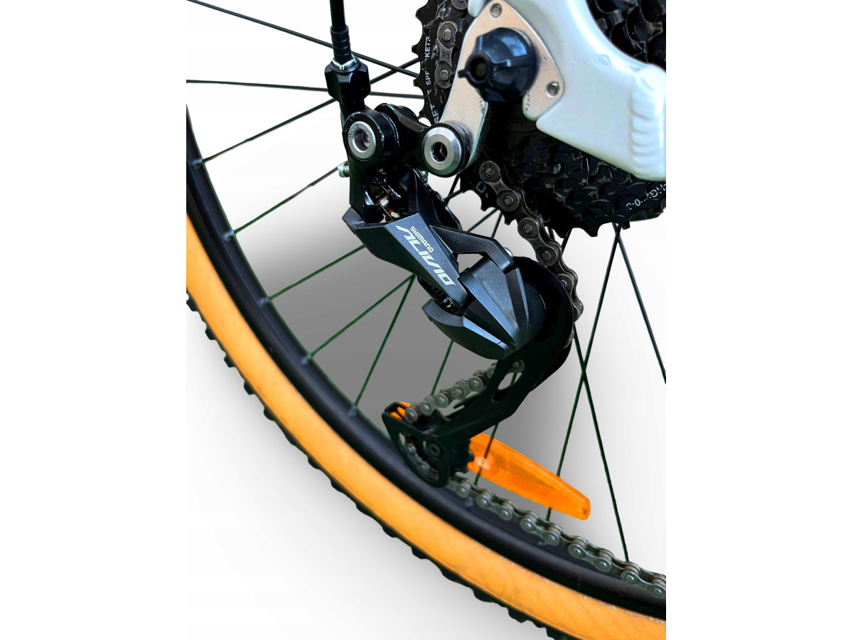 ROWER MTB SERIOUS EIGHT BALL KOŁA 27,5" RAMA 18" SHIMANO ALIVIO HYDRAULIKA