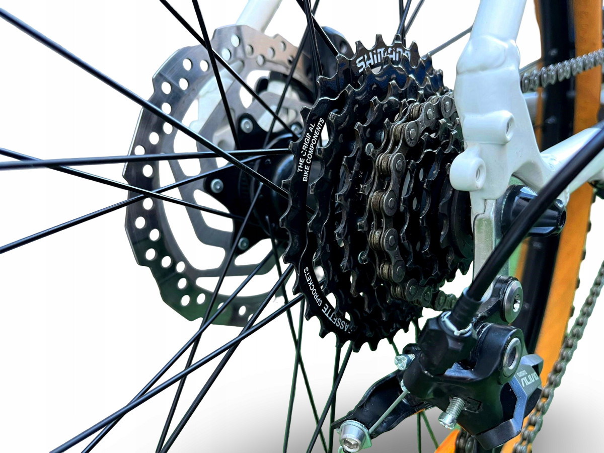 ROWER MTB SERIOUS EIGHT BALL KOŁA 27,5" RAMA 18" SHIMANO ALIVIO HYDRAULIKA