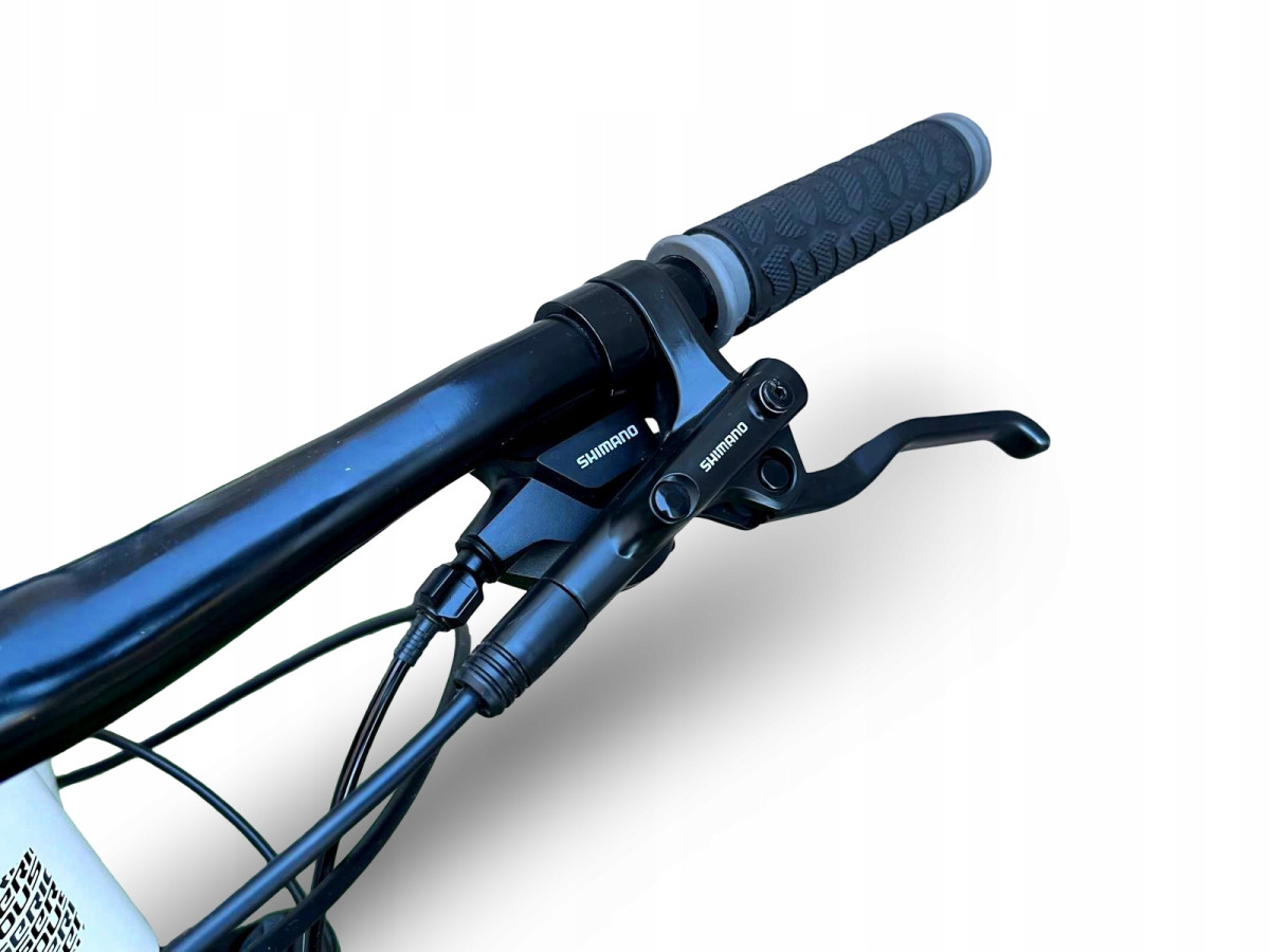 ROWER MTB SERIOUS EIGHT BALL KOŁA 27,5" RAMA 18" SHIMANO ALIVIO HYDRAULIKA