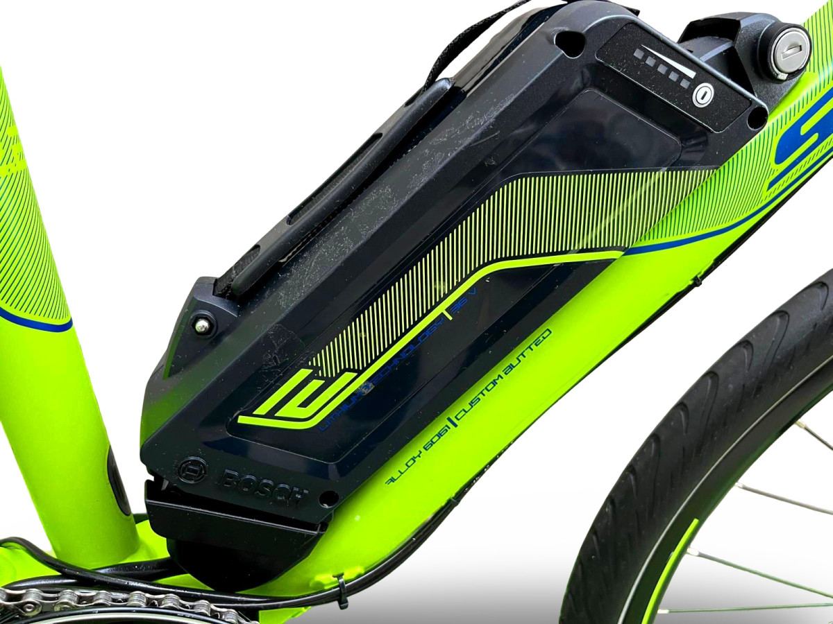 ROWER ELEKTRYCZNY SCOTT E-SPEEDSTER RAMA 48CM KOŁA 28" BOSCH 300WH SLX