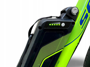 ROWER ELEKTRYCZNY SCOTT E-SPEEDSTER RAMA 48CM KOŁA 28" BOSCH 300WH SLX