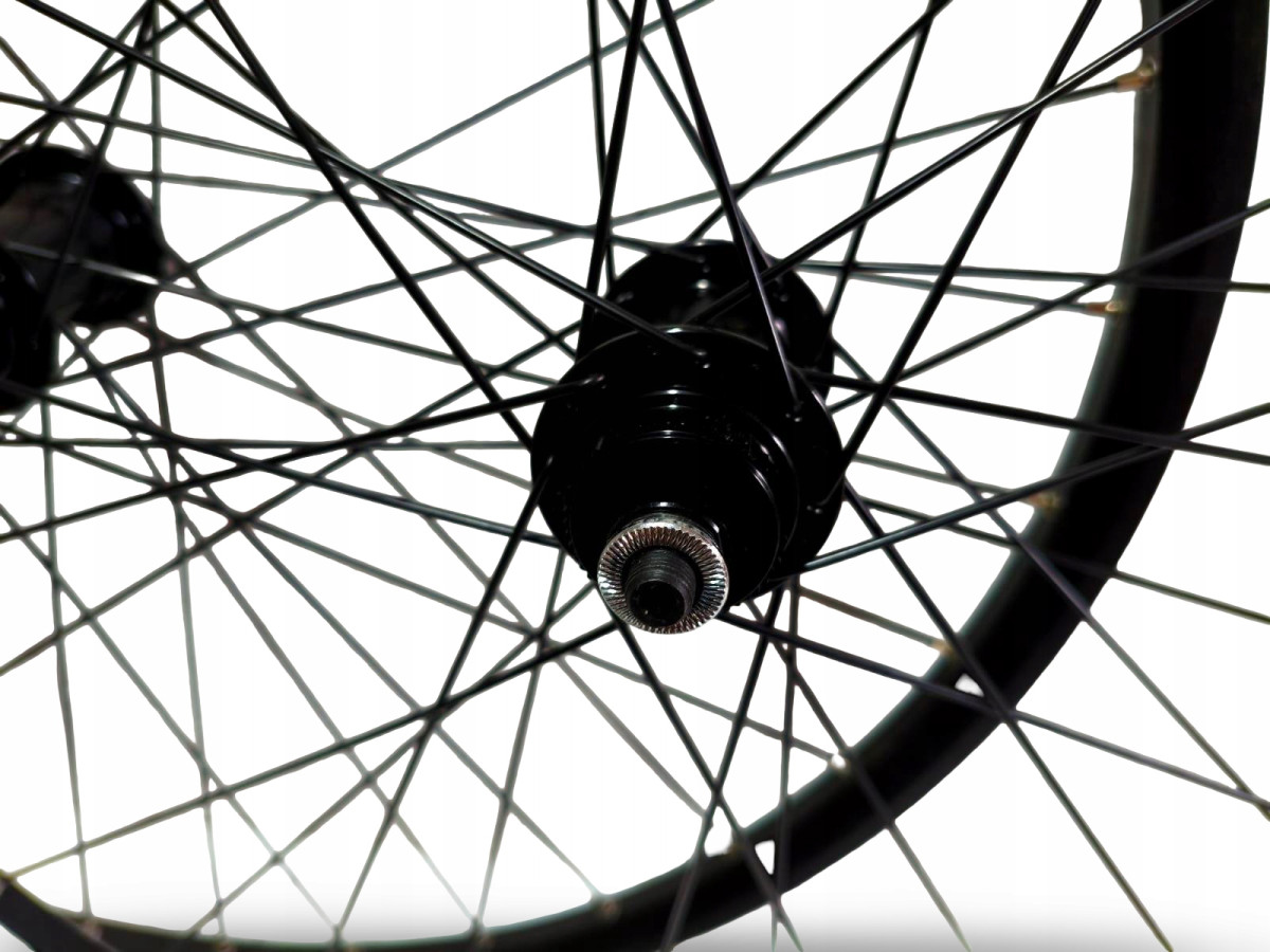 KOMPLET KÓŁ ROWEROWYCH SUN RINGLE INFERNO 27,5 ETRTO 584X20 OSIE QR/15 CL