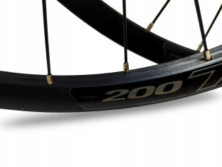 KOMPLET KÓŁ ROWEROWYCH OVAL 200 27,5" ETRTO 584X21 TARCZA 6-ŚRUB QR9