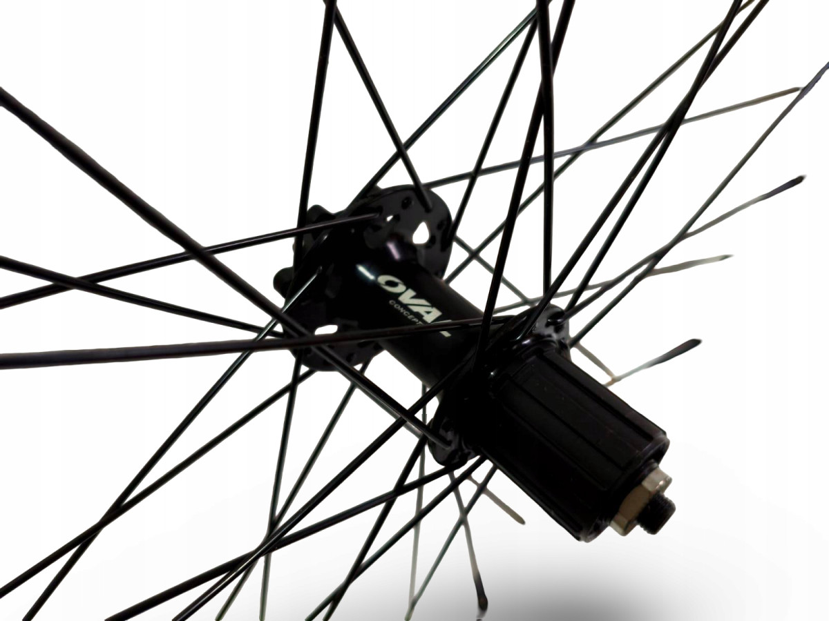 KOMPLET KÓŁ ROWEROWYCH OVAL 200 27,5 ETRTO 584-21 TARCZA 6-ŚRUB OŚ QR 9MM