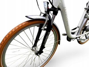 ROWER ELEKTRYCZNY MIEJSKI ZENITH CLASSIC RAMA 44CM KOŁA 26" SILNIK BAFANG