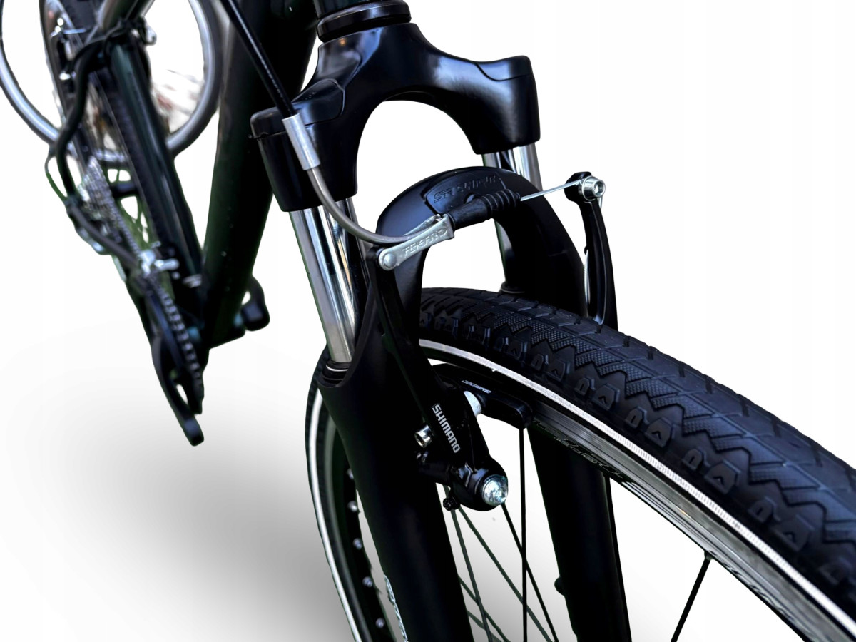 ROWER CROSSOWY LAZARO LRO PERFORMANCE RAMA 17" KOŁA 28" ACERA 3X8 SRSUNTOUR