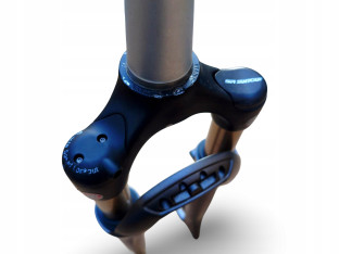 AMORTYZATOR SR SUNTOUR NCX E RL AIR KOŁO 28" SKOK 63CM QLOCK 15 POWIETRZNY