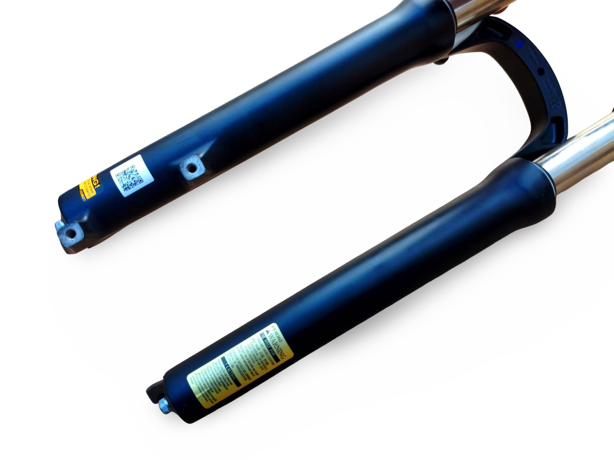 AMORTYZATOR ROWEROWY SR SUNTOUR XCR AIR KOŁO 24" SKOK 63MM BLOKADA QR9