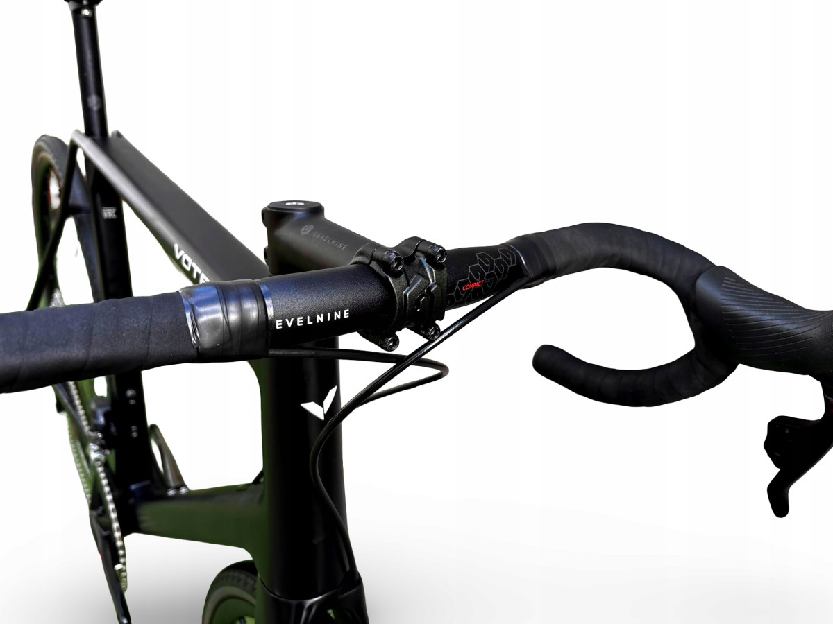 ROWER SZOSOWY VOTEC VRC PRO RAMA 55CM KOŁO 28" SRAM RIVAL 2X12 CARBON