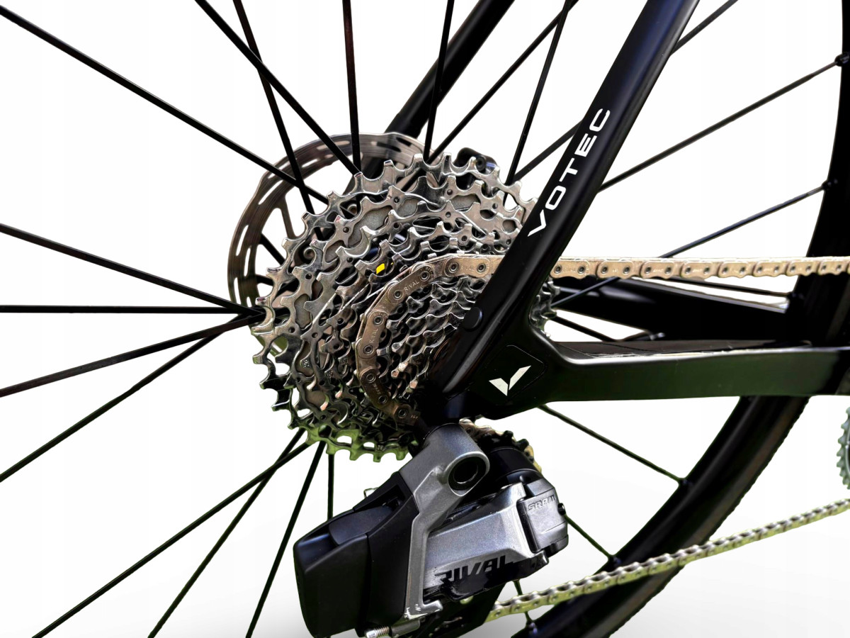 ROWER SZOSOWY VOTEC VRC PRO RAMA 55CM KOŁO 28" SRAM RIVAL 2X12 CARBON