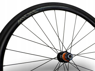 KOŁA ROWEROWE KOMPLET MICHE ROZMIAR 28" TARCZE CENTERLOCK OSIE 12MM